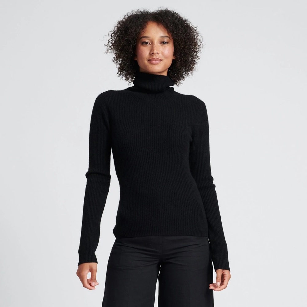 LIMITED | black turtleneck sweater